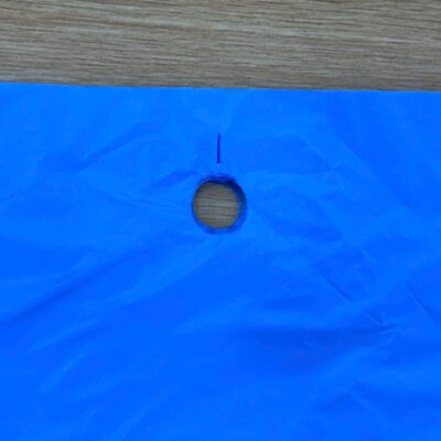 Easy Open Bags opening hole and tear point detail