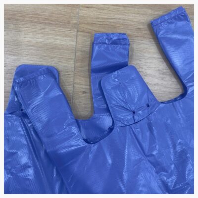 High-gloss embossed T-shirt bags retail carrier design